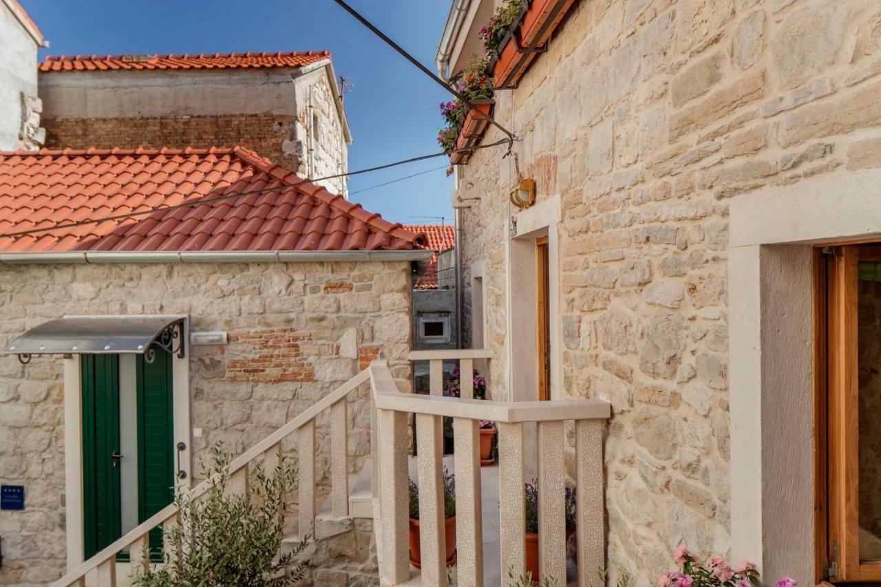 Stone House Luxury Rooms Split Exterior photo