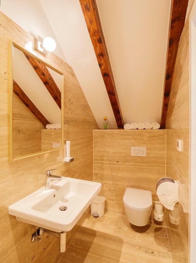 Stone House Luxury Rooms Split Exterior photo
